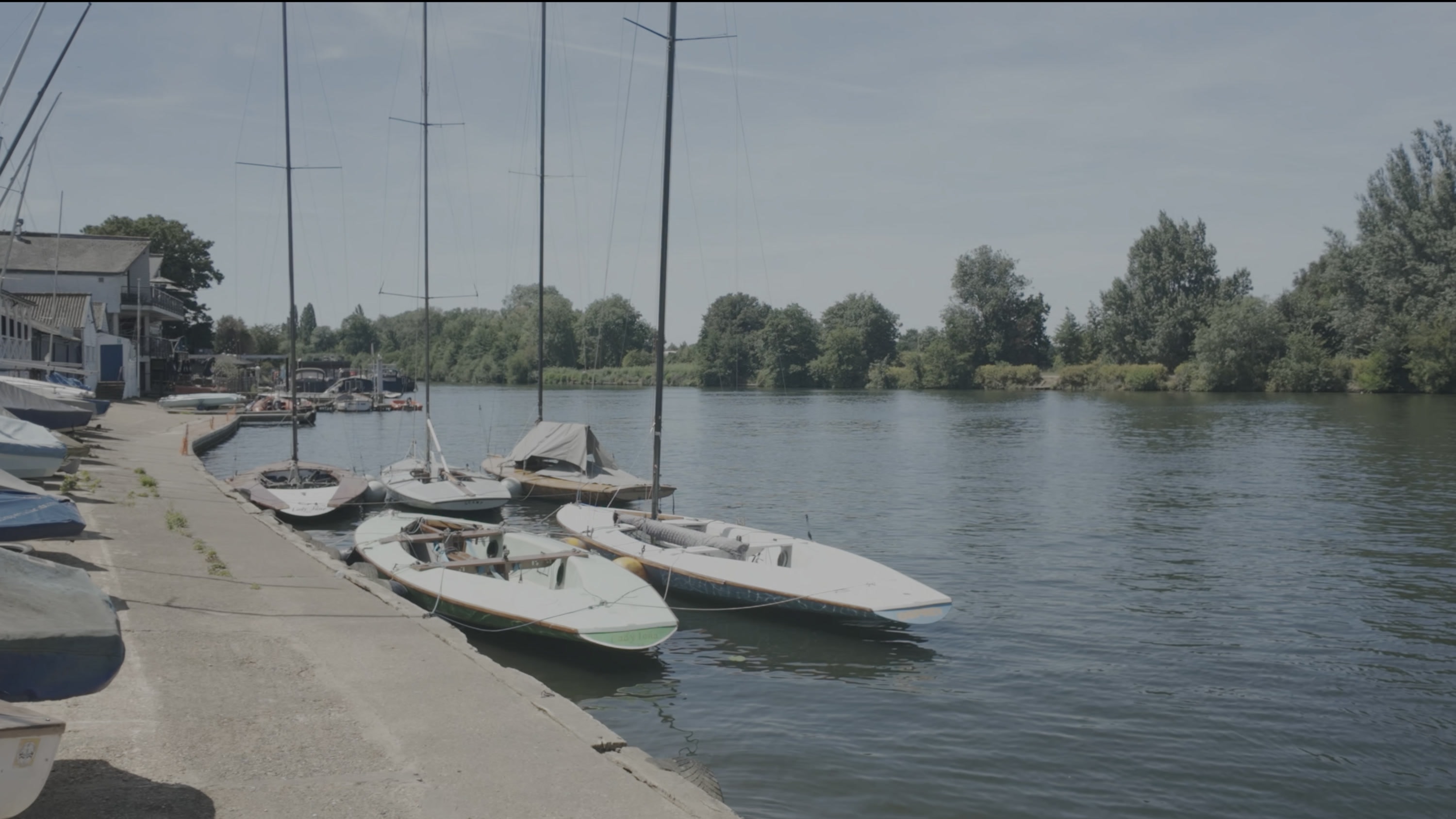 Original ungraded marina frame